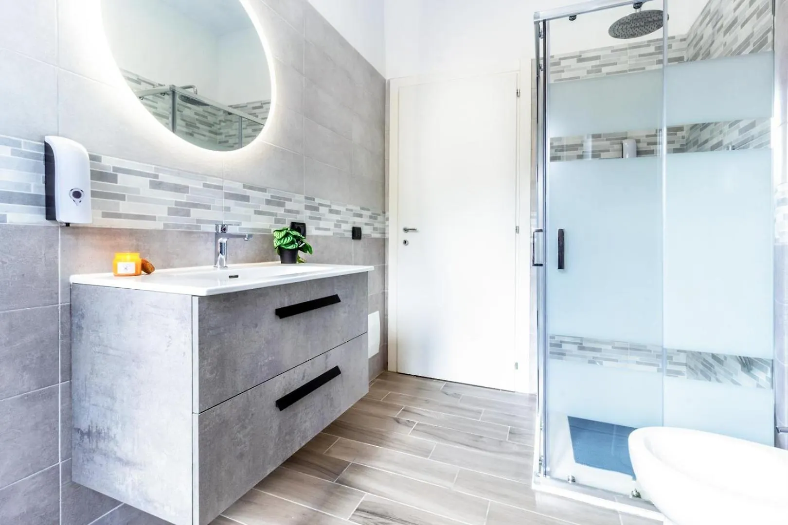 Como Urban Style Apartments- Tra Lago E Centro Citta - Wifi Ac