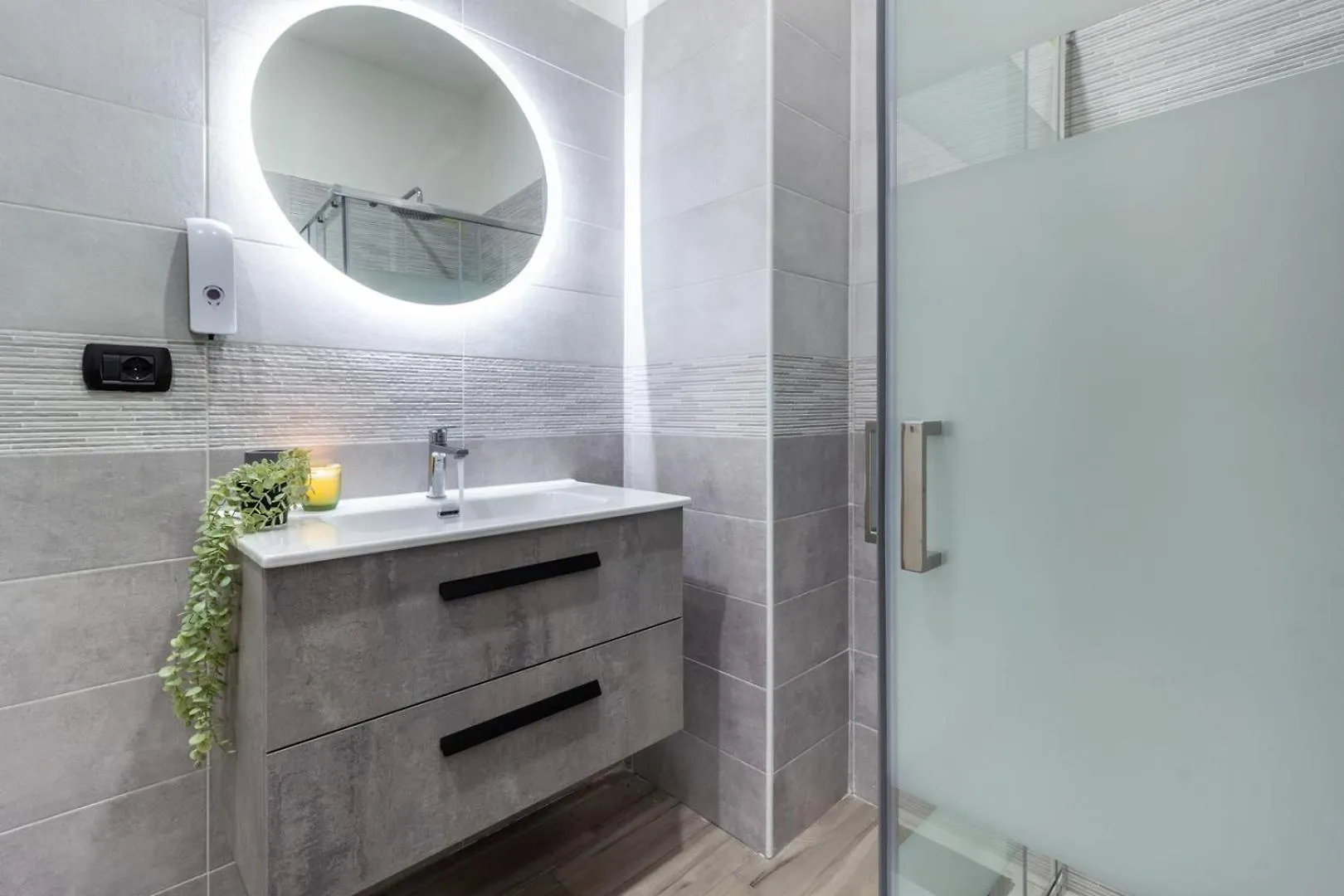 Como Urban Style Apartments- Tra Lago E Centro Citta - Wifi Ac 0*,